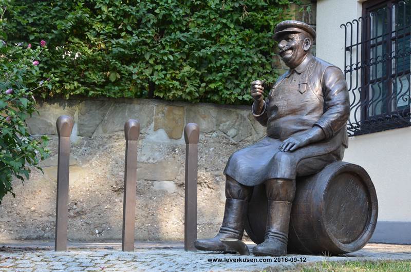 Brauer und Zündhölzer