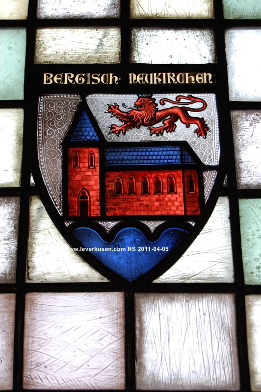 Wappen von Bergisch Neukirchen in Schloß Burg
