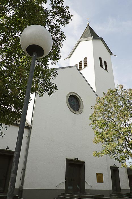 Sankt Maria - Rosenkranzkönigin