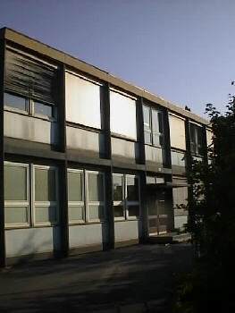 Medienzentrum Wiesdorf (17 k)