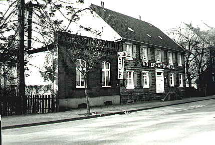 Foto der Düsseldorfer Straße: ehemalige Adlerapotheke