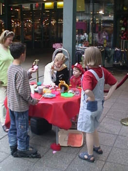 Kinder in den Luminaden