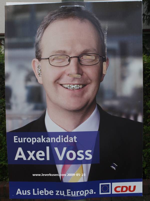 Axel Voss: verschandeltes Plakat