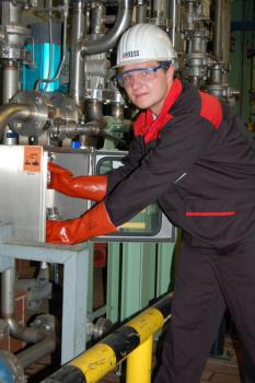 Leverkusen Lanxess Bietet 100 Ausbildungsplatze An Spezialchemie Konzern Stellt Schulern Am 27 Marz Und Am 8 Mai Seine Ausbildungsberufe In Leverkusen Vor Veroffentlicht Am 28 02 10