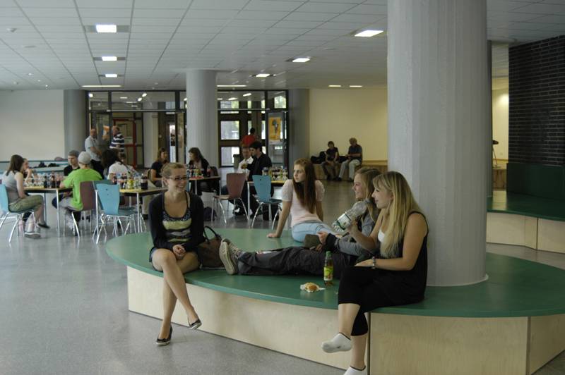 Pausenhalle Landrat-Lucas-Gymnasium