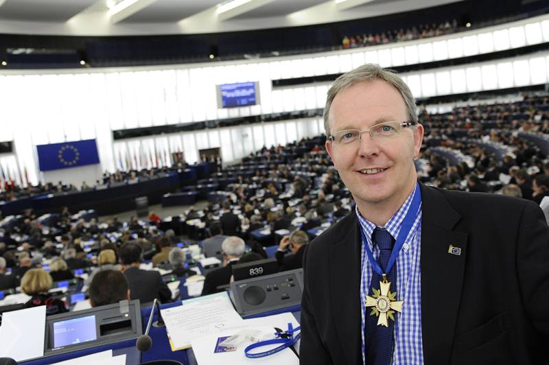 Axel Voss mit Mäuseorden