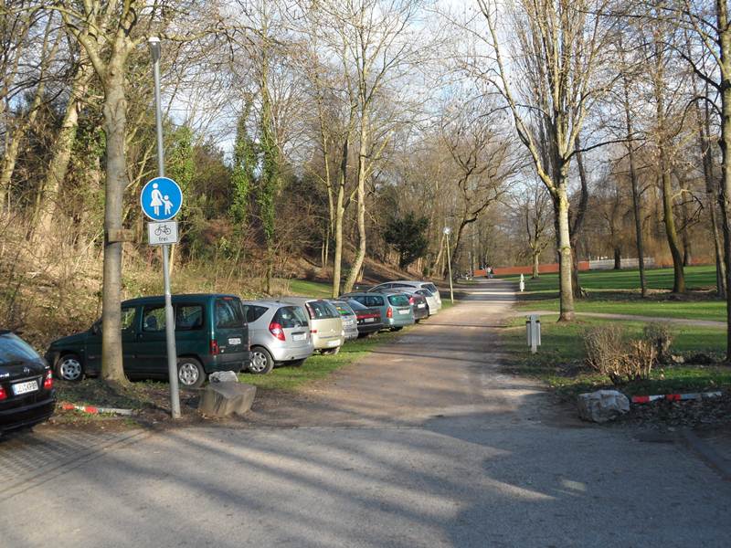 Parkplatz Düsseldorfer Str.