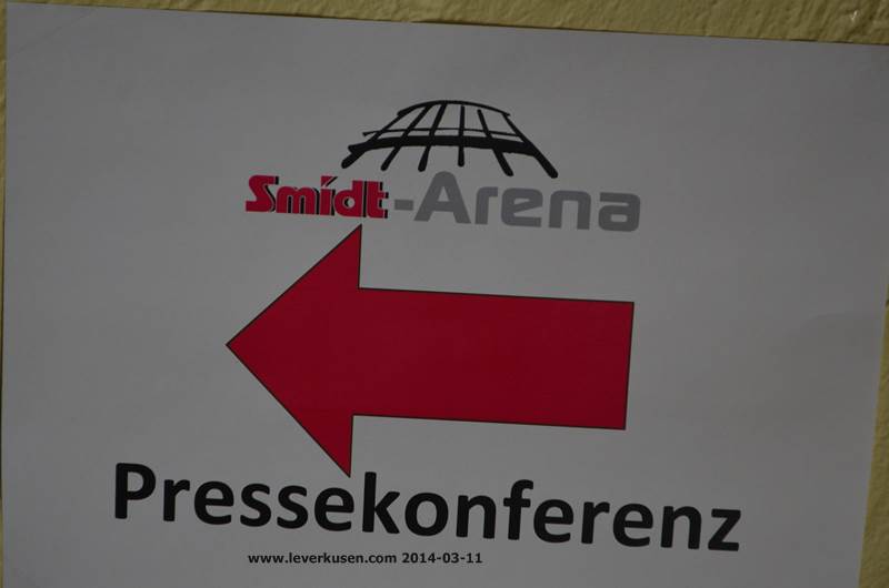 Rundsporthalle, Pressekonferenz