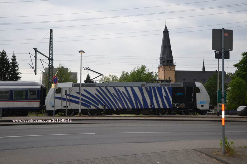 National Express im Bahnhof Schlebusch