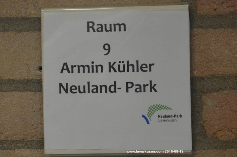 Armin Kühler, Türschild