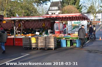 Marktplatz Schlebusch (55 k)