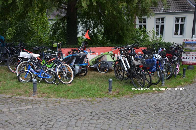 Leverkusen, Bild Fehlende Fahrradständer