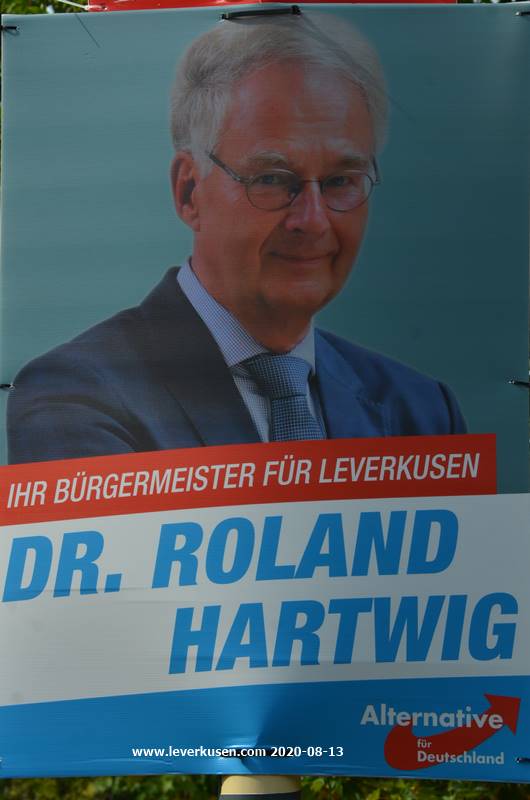 Dr. Roland Hartwig