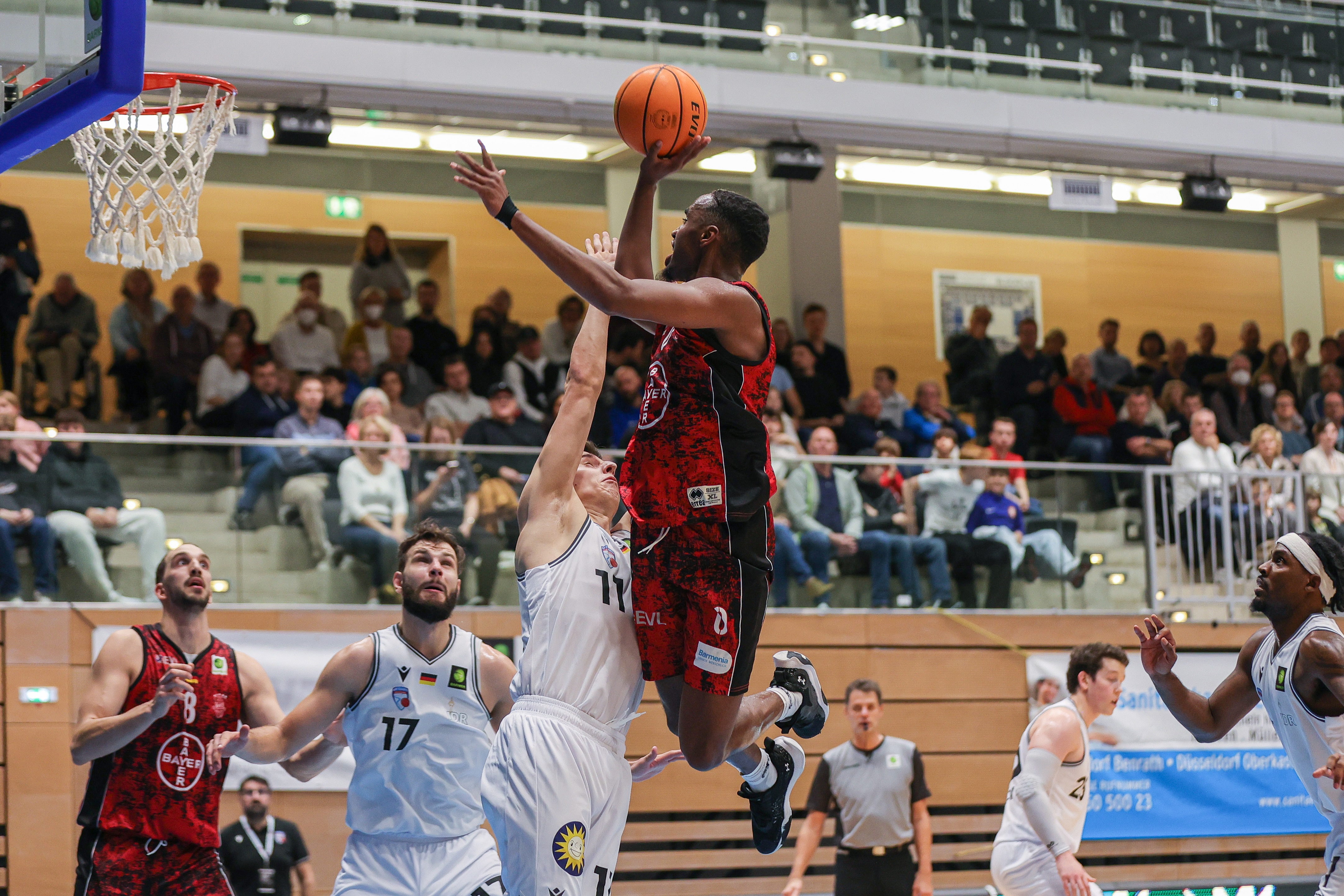 Mit 75:95 verloren die "BAYER-Boys" um Abdul Mohamed in Düsseldorf / Foto: Frank Fankhauser