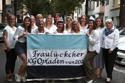Der erste Karnevalsverein für Frauen in Leverkusen