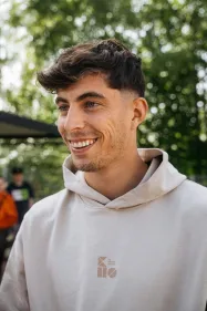 Kai Havertz wird Pate und Zustifter der Zeitinsel in Leverkusen / Mit seiner Stiftung unterstützt der Fußballprofi ab sofort die Kinderpalliativstation am Klinikum