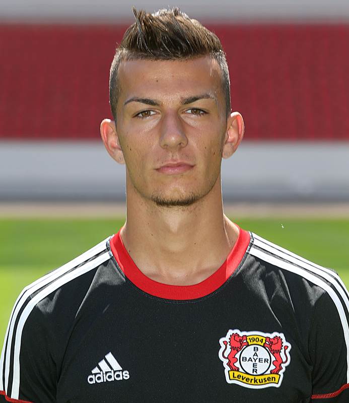Leart Paqarada